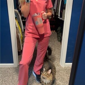 XS Figs Desert Rose Scrub Set